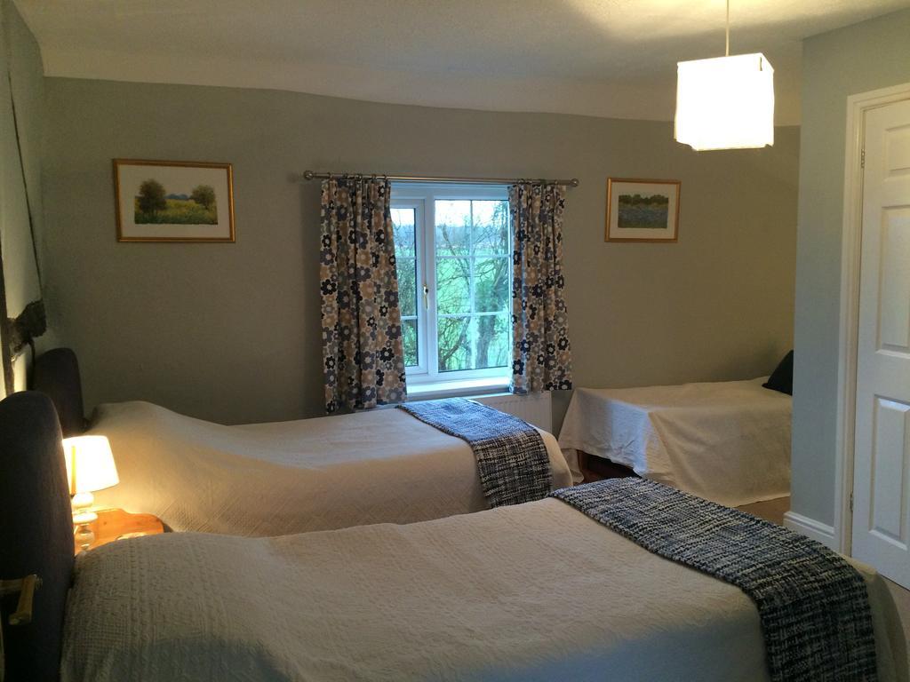 Cleaver Cottage Andover Room photo
