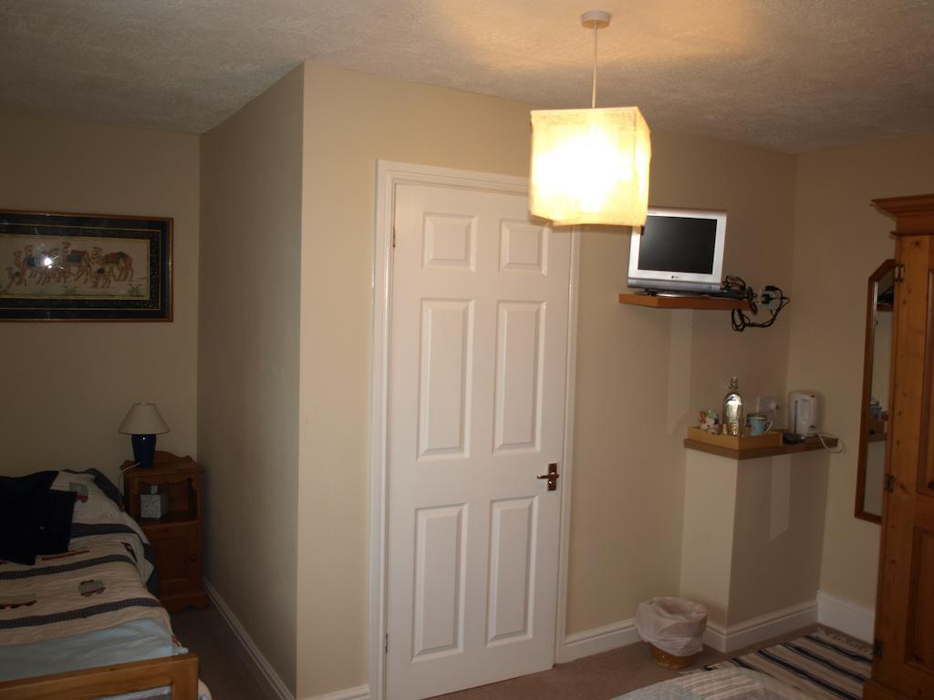 Cleaver Cottage Andover Exterior photo