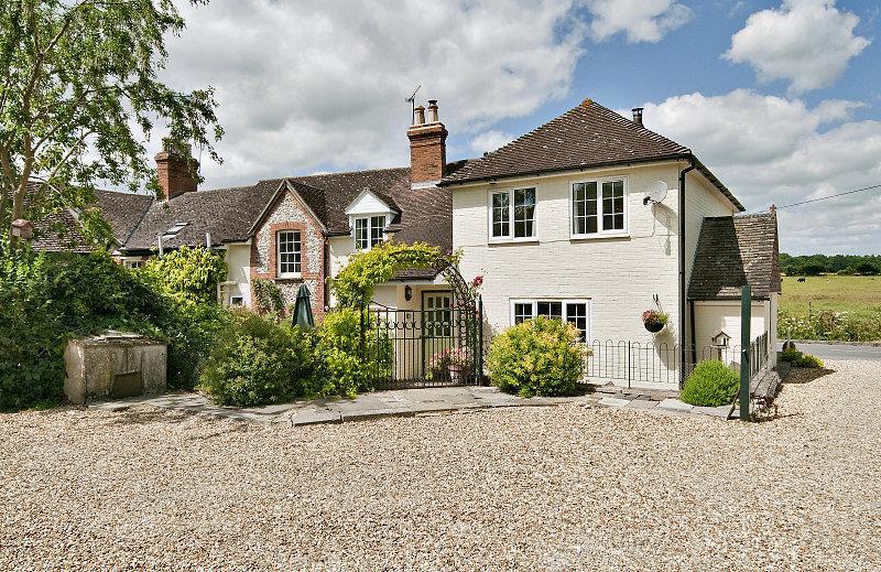 Cleaver Cottage Andover Exterior photo